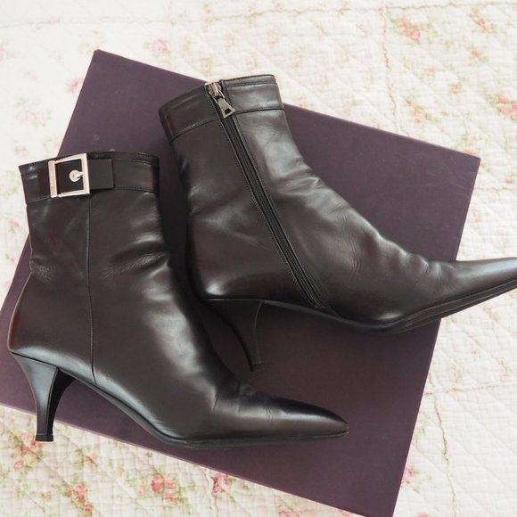 Authentic Prada Black Leather Bootie Heels Side Zip Buckle Detail Size 40.5 - Picture 2 of 5
